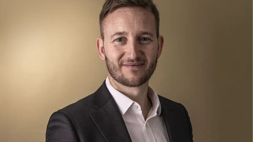 Building a 'formidable' advice business the real test for this former cricket star