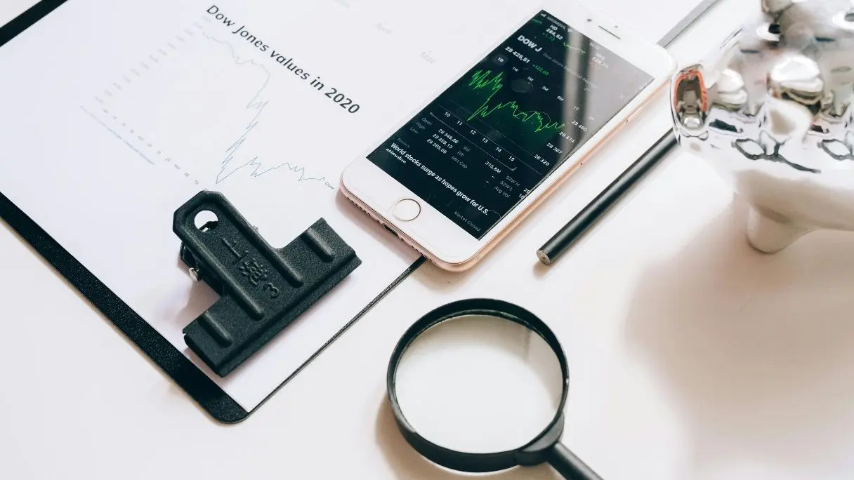 Selling an advice practice: the risk factors that matter
